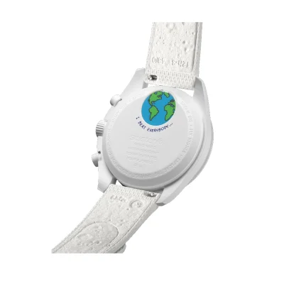 ساعت امگا سواچ اسنوپی MISSION TO EARTHPHASE - MOONSHINE GOLD